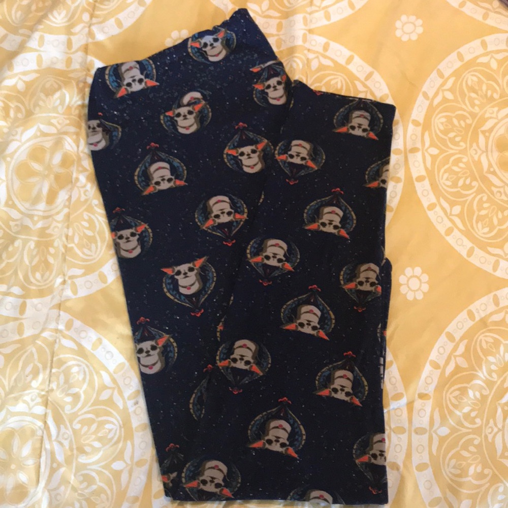 Lularoe chihuahua leggings